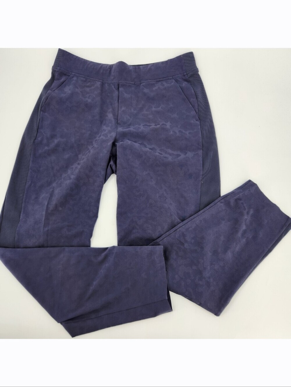 Athleta Brooklyn Textured Ankle Pant Womens Size 10 Blue Leopard Pull On Pockets